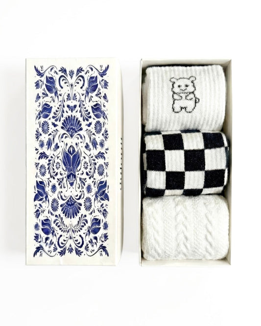 Bear's Gambit (Pack of 3)